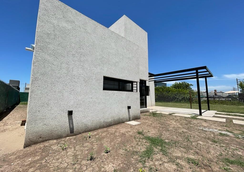 WhatsApp Image 2023-11-27 at 10.00.32 AM (8)