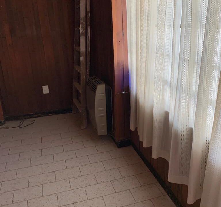 98b83818-ff3e-42f1-ba81-dd98829ed736