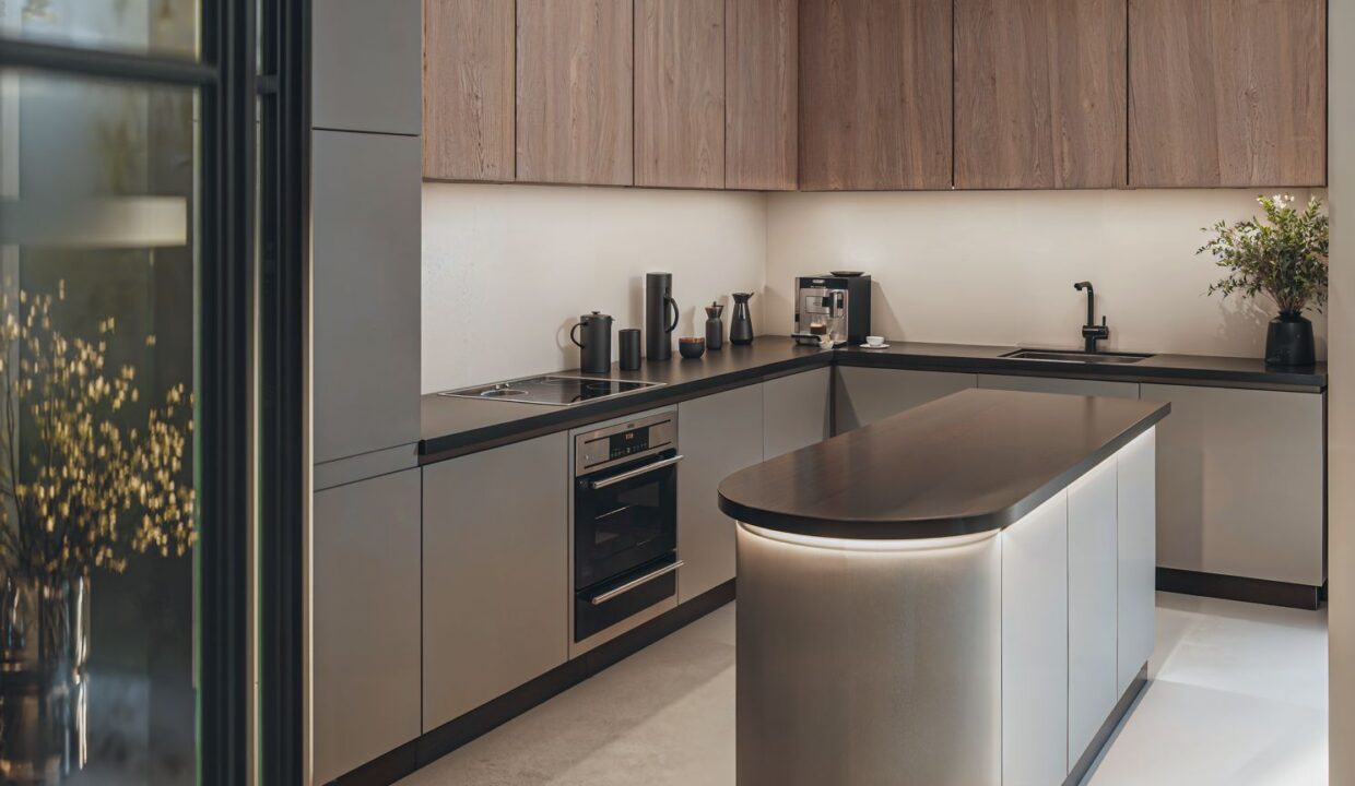 WhatsApp Image 2025-12-07 at 12.07.39 PM