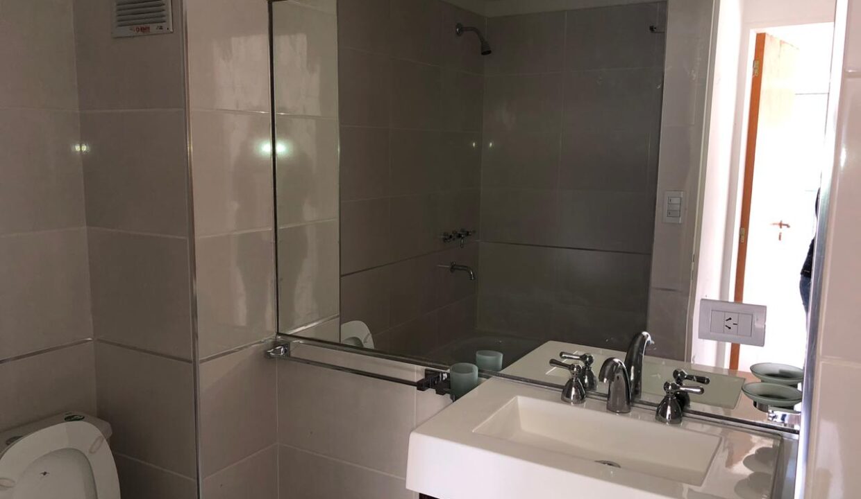 1d64a143-18e2-4063-ae70-dcced6c8edc1